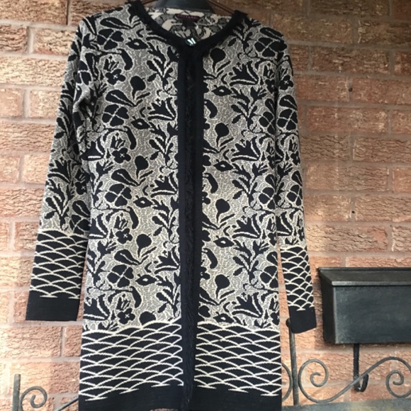 Stylish Cardigan - Picture 4 of 13